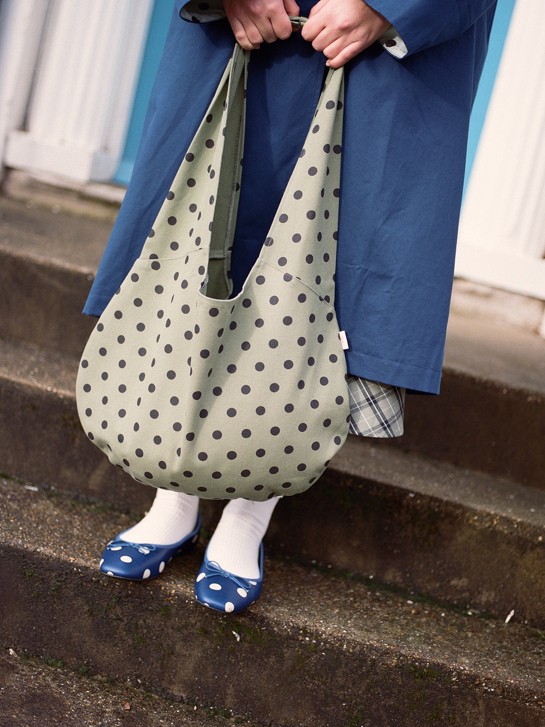 Matilda Flat Navy Dot Exclusive Style