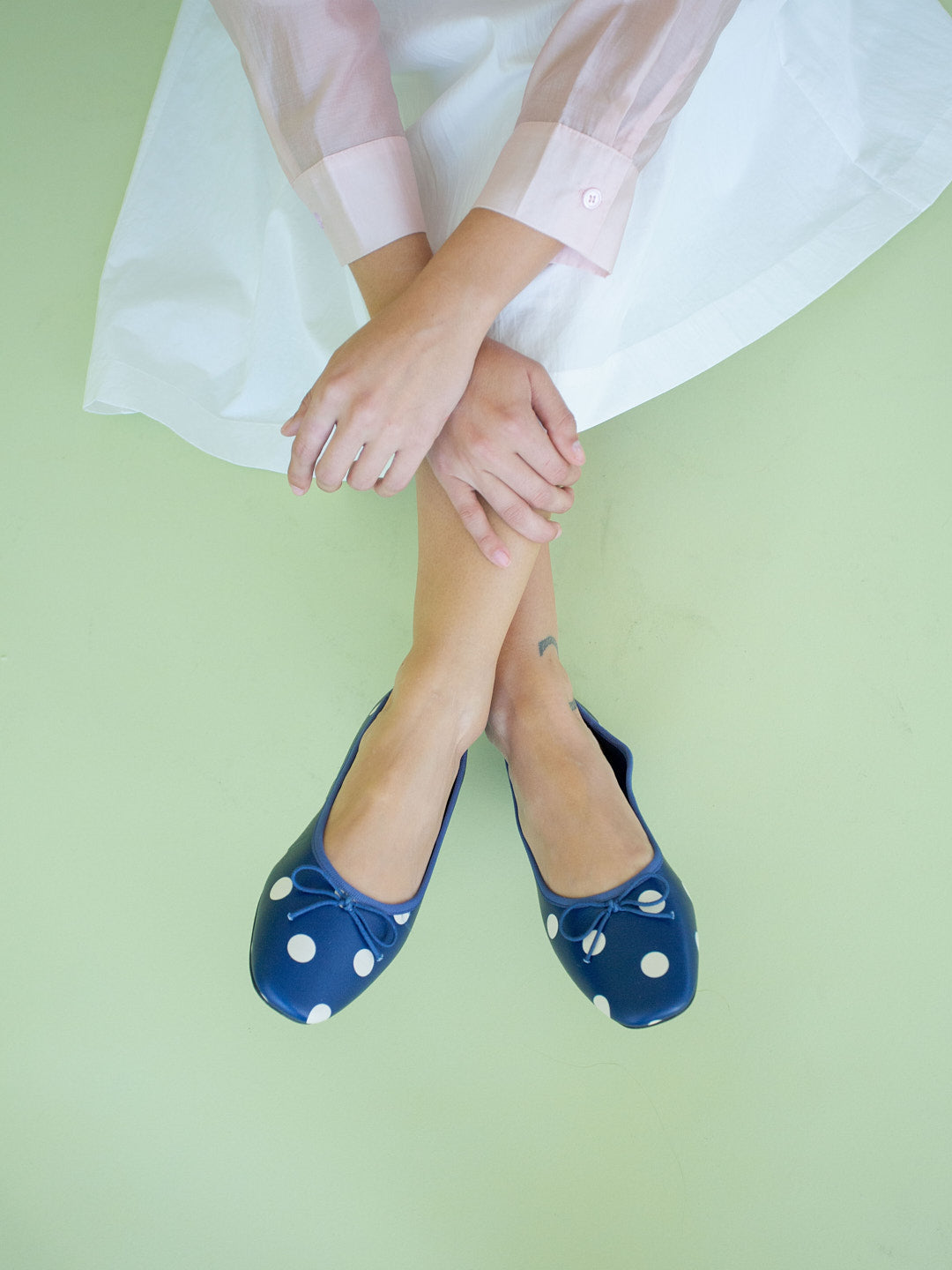 Matilda Flat Navy Dot Exclusive Style