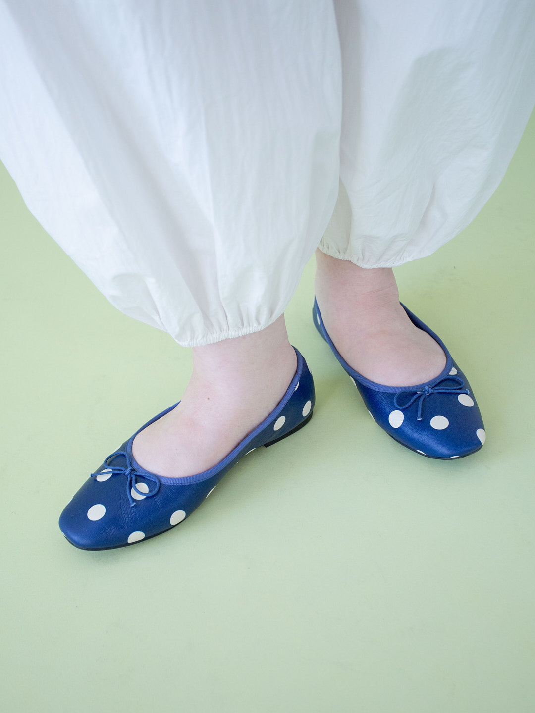 Matilda Flat Navy Dot Exclusive Style