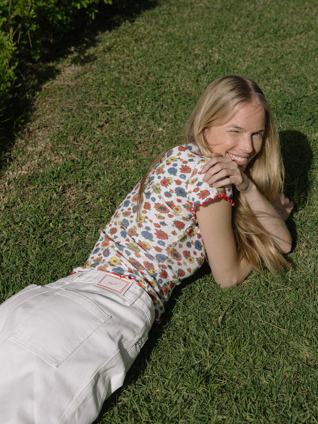 Amber Tee Primary Floral All New