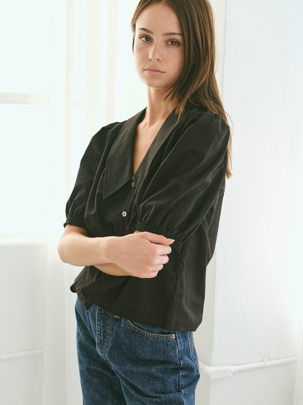 Sam Top Black Fine Craftsmanship