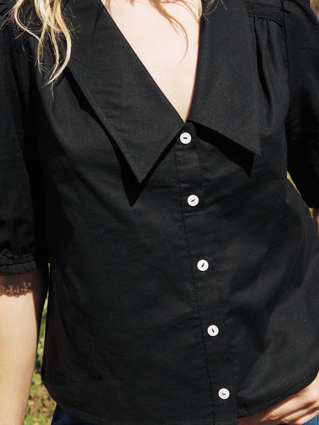 Sam Top Black Fine Craftsmanship