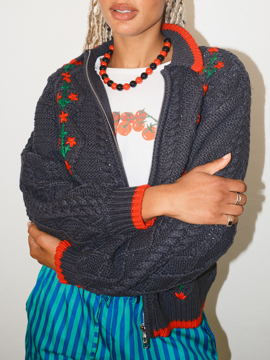 Lola Beaded Necklace Red/Black All New