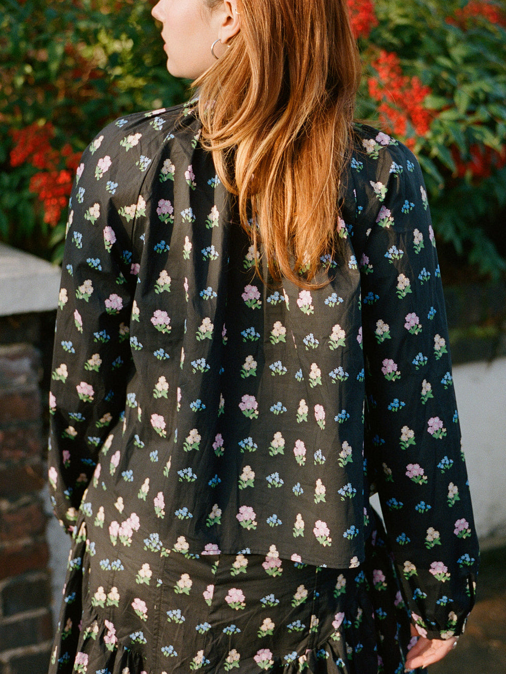 Wimbledon Top Noir Garden Exclusive Style