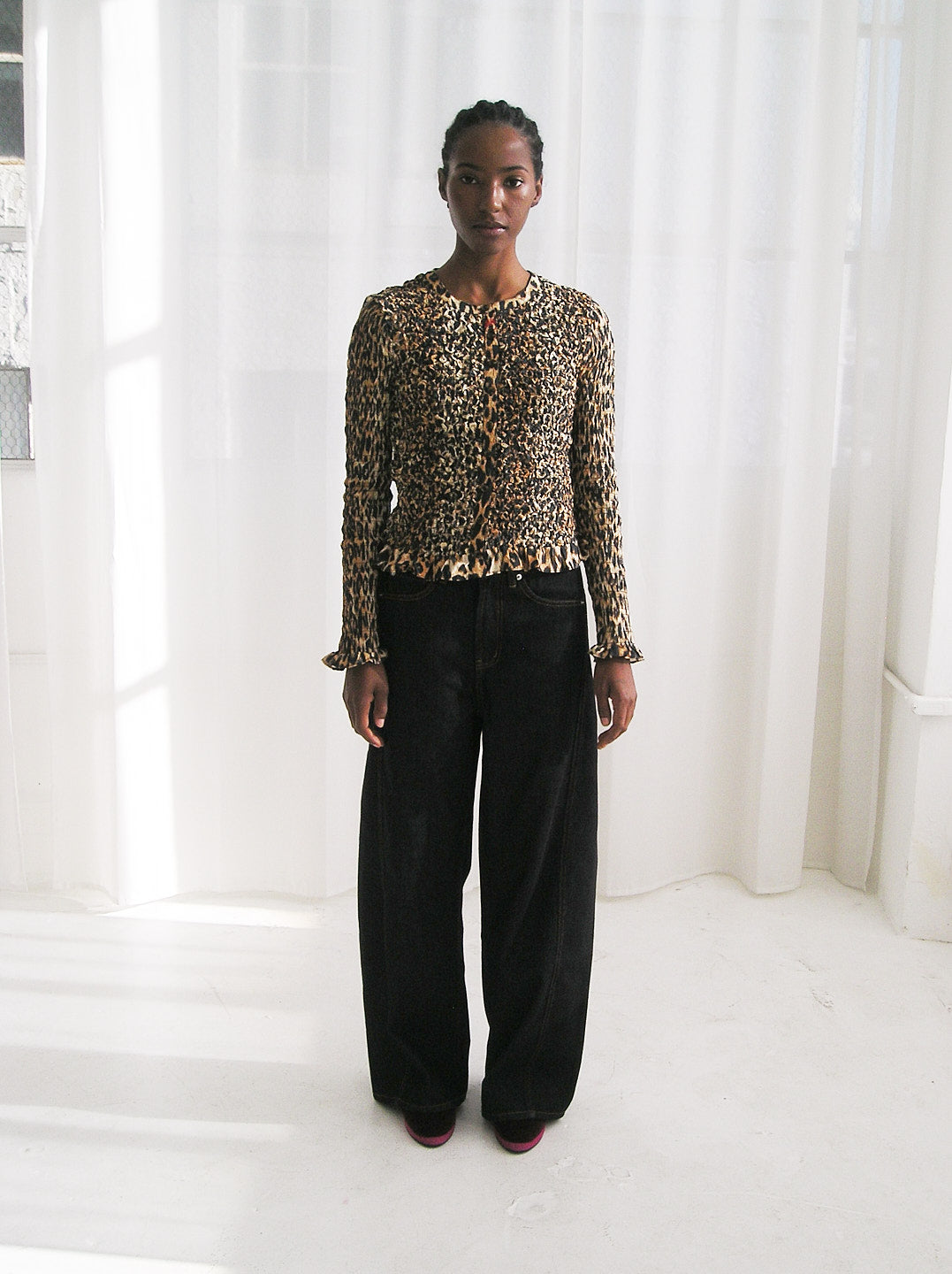 Elliana Smocked Cardi Leopard Exclusive Style