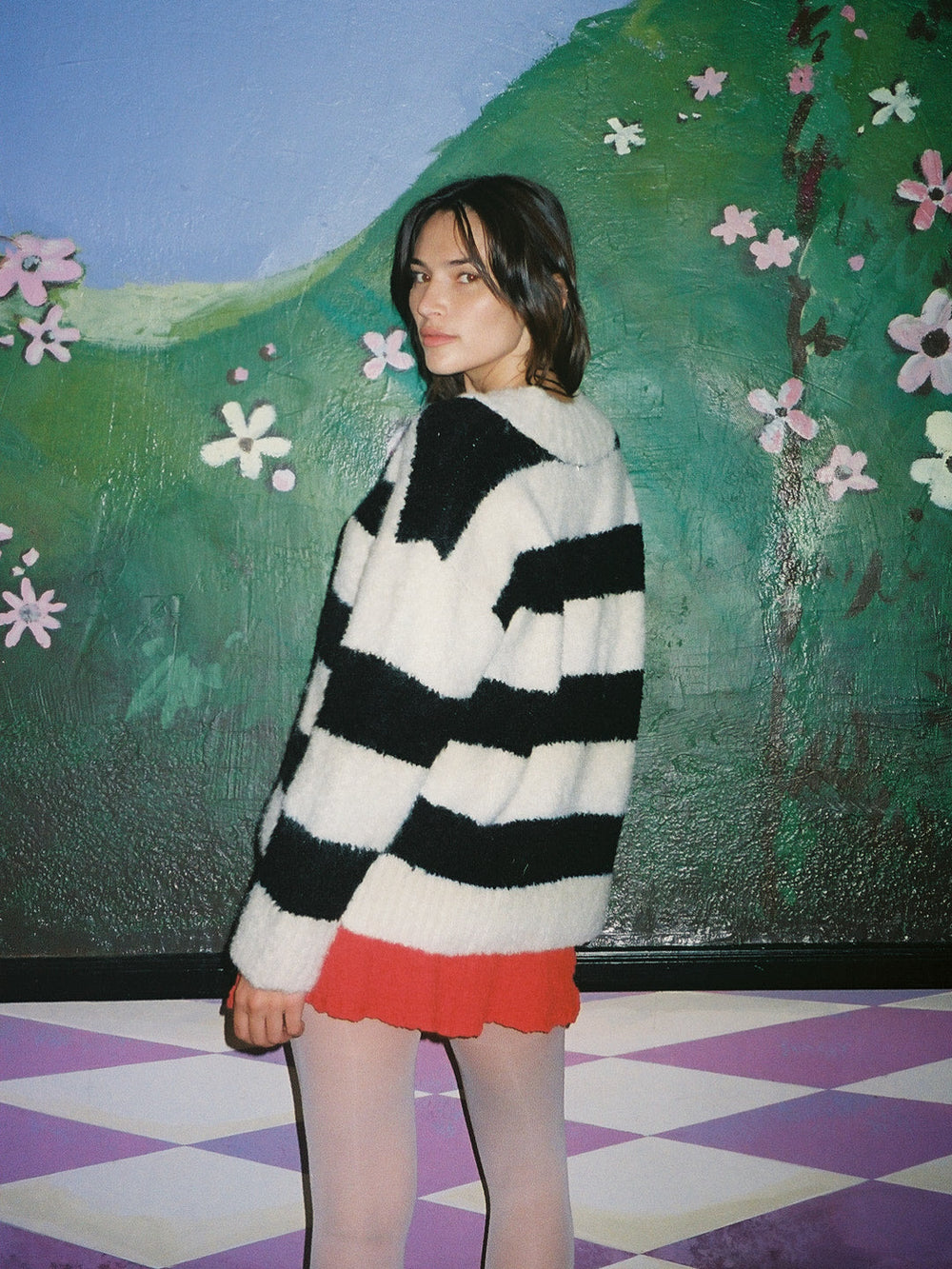 Coby V-Neck Sweater Black/White Stripes Fine Craftsmanship